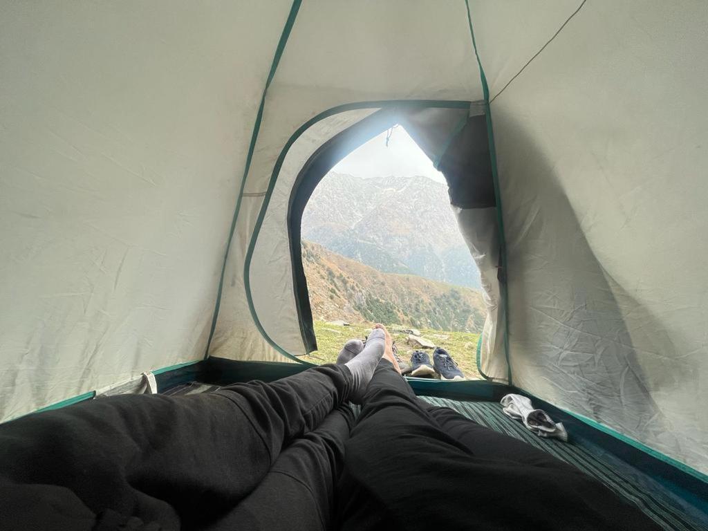 Triund Trek Hotel Dharamszala Kültér fotó